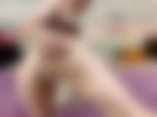 Live cam show with EustoliaWallett - Blonde Hair College on Camsoda
