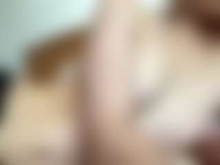 Live cam show with EustoliaWallett - Smoking on Milfs Live