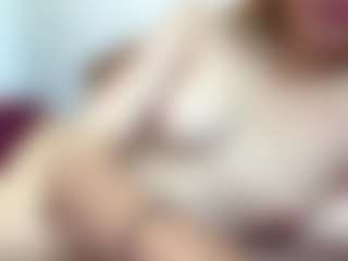 Live cam show with EustoliaWallett - Average on Camiplay Live