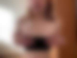 EustoliaWallett MILF webcam performer live streaming