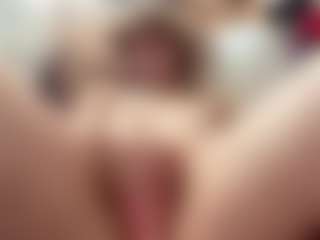 Live cam show with EustoliaWallett - Blonde Hair on pussylord.com