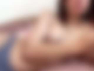 Live cam show with EustoliaWallett - Petite on Dare Cams