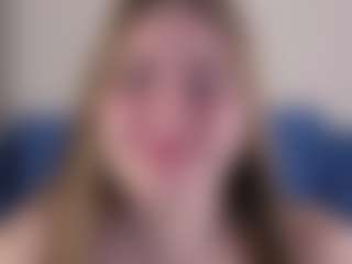 Live cam show with GiannaHumphreys - Moaning on dasdasdadada.com