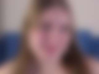 Live cam show with GiannaHumphreys - Ass Clapping on SxyPornLive