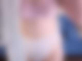 Live cam show with GiannaHumphreys - Fingering on slutload