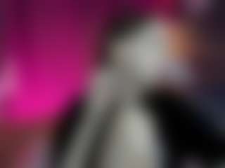 Live cam show with Les-Moonie - Skinny on TeamSkeetLive