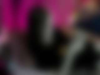 Live cam show with Les-Moonie - Oil on CamClone