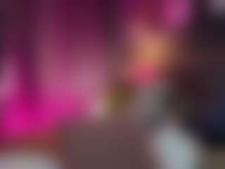 Live cam show with Les-Moonie - Green Eyes on Camsoda