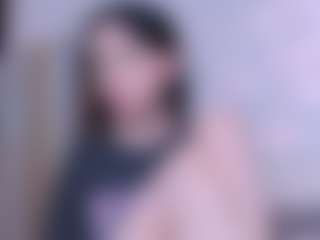 Live cam show with Les-Moonie - White Lovense on Camsoda