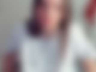 Live cam show with Linda - New Teen (18+) on Camming Site