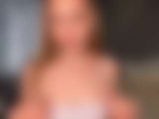 Live cam show with LorenGliues - Flex on CamClone