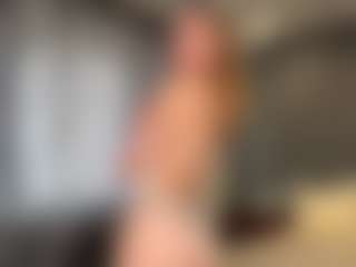 LorenGliues's Live Sex Cam Show