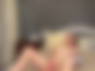 LorenGliues's Live Sex Cam Show