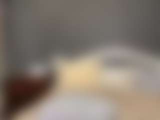LorenGliues's Live Sex Cam Show