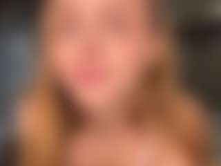LorenGliues's Live Sex Cam Show