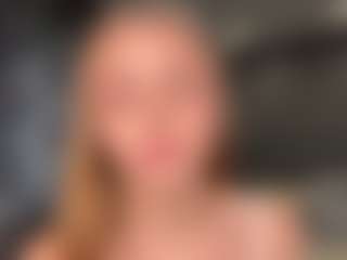 LorenGliues's Live Sex Cam Show