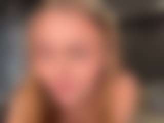 LorenGliues's Live Sex Cam Show