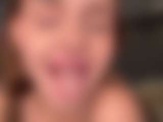 Live cam show with LorenGliues - Shower on madthumbs