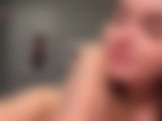 LorenGliues's Live Sex Cam Show