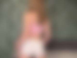 Live cam show with LorenGliues - Blonde Hair College on Camsoda
