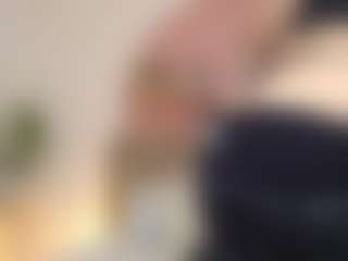 lucia-henao's Live Sex Cam Show