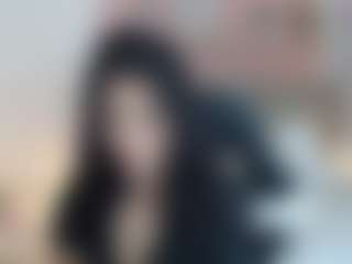 lucia-henao's Live Sex Cam Show