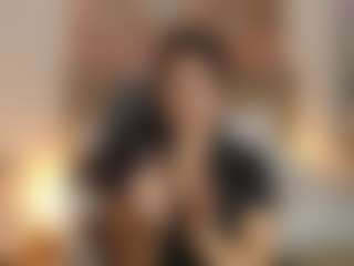lucia-henao's Live Sex Cam Show
