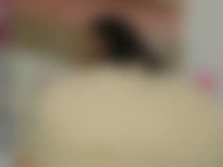 lucia-henao's Live Sex Cam Show