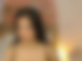 lucia-henao's Live Sex Cam Show