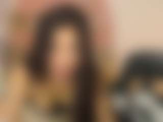 lucia-henao's Live Sex Cam Show
