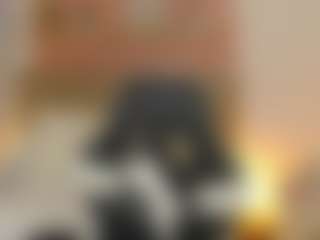 lucia-henao's Live Sex Cam Show