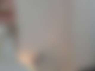 lucia-henao's Live Sex Cam Show