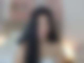 lucia-henao's Live Sex Cam Show