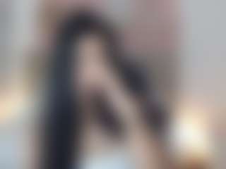 lucia-henao's Live Sex Cam Show