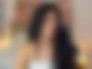 lucia-henao's Live Sex Cam Show