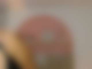 lucia-henao's Live Sex Cam Show