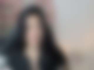 lucia-henao's Live Sex Cam Show