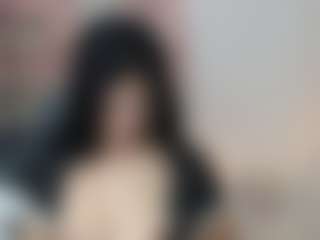lucia-henao's Live Sex Cam Show
