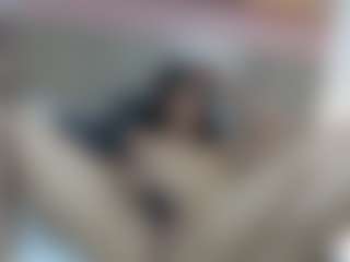lucia-henao's Live Sex Cam Show