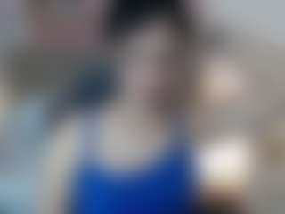 lucia-henao's Live Sex Cam Show