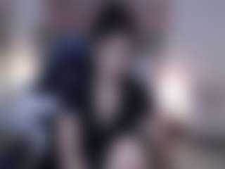 lucia-henao's Live Sex Cam Show