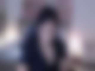 lucia-henao's Live Sex Cam Show
