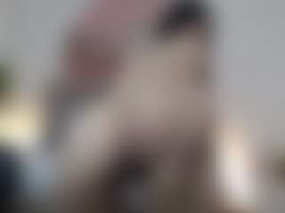 lucia-henao's Live Sex Cam Show