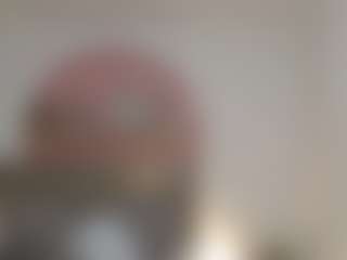 lucia-henao's Live Sex Cam Show