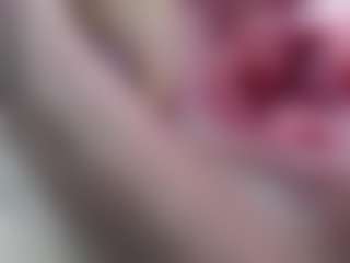 lucia-henao's Live Sex Cam Show