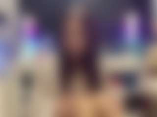 Bella's Live Sex Cam Show