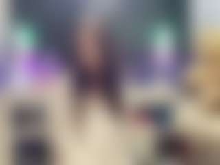Bella's Live Sex Cam Show