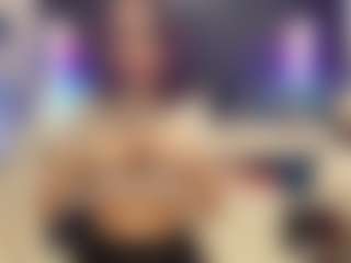 Bella's Live Sex Cam Show