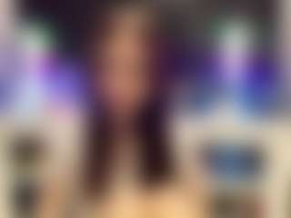 Bella's Live Sex Cam Show