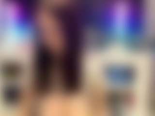 Bella's Live Sex Cam Show